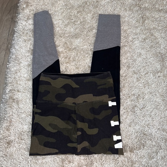 PINK leggings - Picture 2 of 3